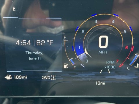 2026 Chevrolet Suburban LT - Photo 24