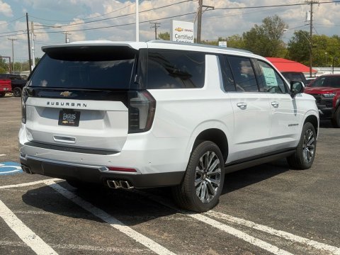 New Polar White Tricoat 2026 Chevrolet Suburban High Country 4WD - photo 6 - Stock #261330