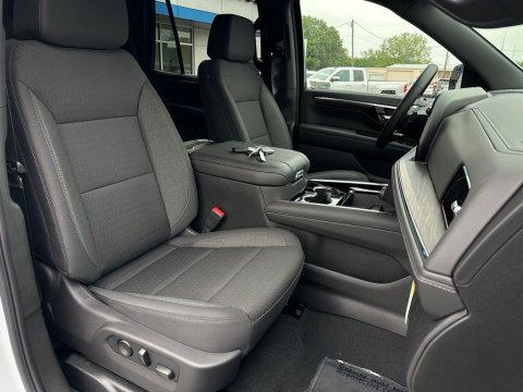 New Summit White 2026 Chevrolet Tahoe LS 4WD - photo 15 - Stock #260901