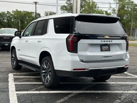 New Summit White 2026 Chevrolet Tahoe LS 4WD - photo 6 - Stock #260901