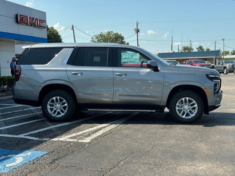 New Sterling Gray Metallic 2026 Chevrolet Tahoe LS 4WD - photo 4 - Stock #261186