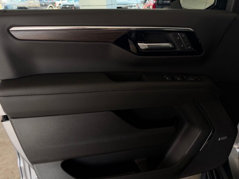 New Sterling Gray Metallic 2026 Chevrolet Tahoe LT 4WD - photo 11 - Stock #261368