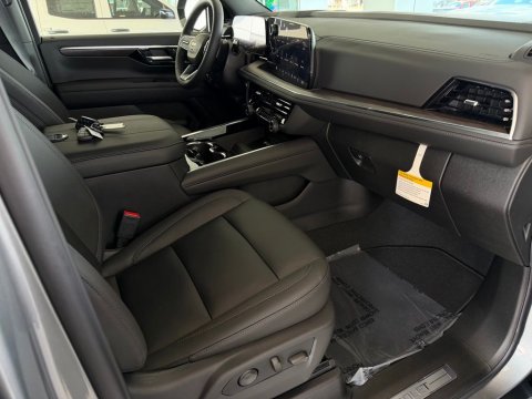 New Sterling Gray Metallic 2026 Chevrolet Tahoe LT 4WD - photo 16 - Stock #261368