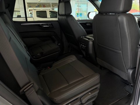 New Sterling Gray Metallic 2026 Chevrolet Tahoe LT 4WD - photo 18 - Stock #261368