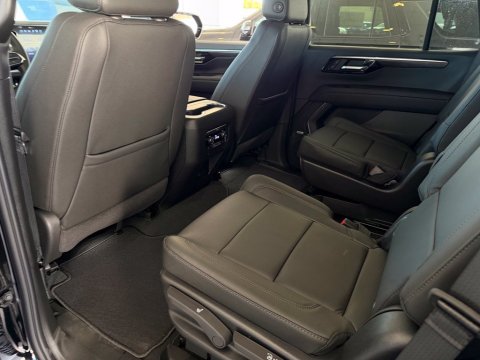 New Black 2027 Chevrolet Tahoe Z71 4WD - photo 16 - Stock #270052