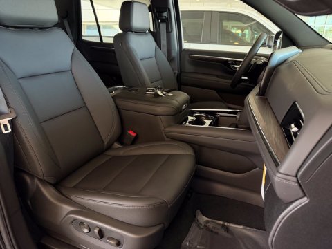 New Black 2027 Chevrolet Tahoe Z71 4WD - photo 18 - Stock #270052