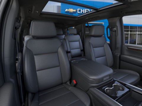 New Radiant Red Tintcoat 2026 Chevrolet Tahoe Z71 4WD - photo 16 - Stock #261348