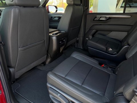 New Radiant Red Tintcoat 2026 Chevrolet Tahoe Z71 4WD - photo 15 - Stock #261348