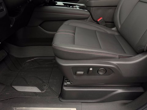 New Black 2027 Chevrolet Tahoe RST 4WD - photo 13 - Stock #270055
