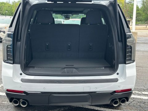 New Summit White 2026 Chevrolet Tahoe RST 4WD - photo 8 - Stock #261090
