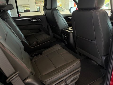 New Radiant Red Tintcoat 2026 Chevrolet Tahoe RST 4WD - photo 17 - Stock #261358