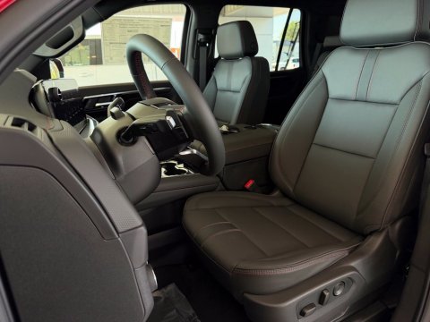 New Radiant Red Tintcoat 2026 Chevrolet Tahoe RST 4WD - photo 13 - Stock #261358