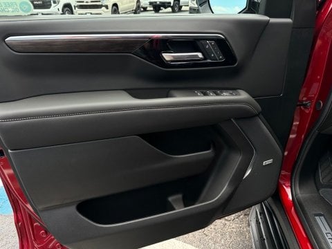 New Radiant Red Tintcoat 2026 Chevrolet Tahoe Premier 4WD - photo 11 - Stock #261075