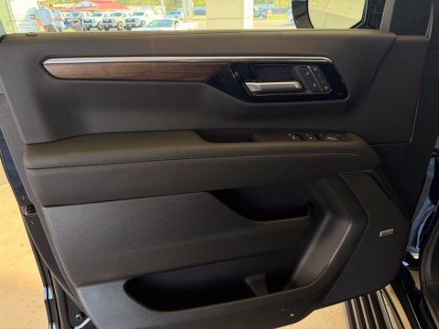 New Black 2027 Chevrolet Tahoe High Country 4WD - photo 12 - Stock #270063
