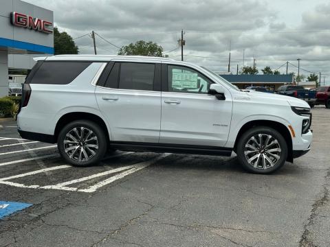 New Polar White Tricoat 2026 Chevrolet Tahoe High Country 4WD - photo 4 - Stock #260968