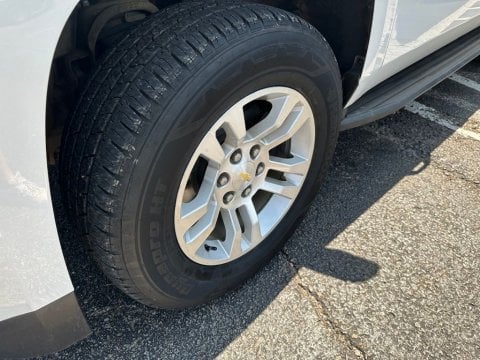 Pre-Owned Summit White 2015 Chevrolet Tahoe LS RWD - photo 10 - Stock #260536A