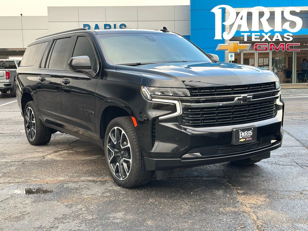 2021 Chevrolet Suburban RST's photo