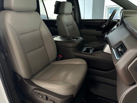 Pre-Owned Summit White 2021 Chevrolet Tahoe LT RWD - photo 18 - Stock #260989A