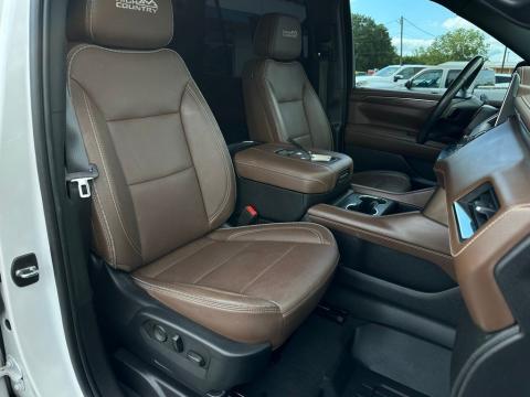 Pre-Owned Iridescent Pearl Tricoat 2023 Chevrolet Tahoe High Country RWD - photo 18 - Stock #260690A