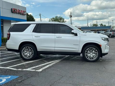 Pre-Owned Iridescent Pearl Tricoat 2023 Chevrolet Tahoe High Country RWD - photo 4 - Stock #260690A