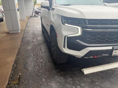 Pre-Owned Summit White 2021 Chevrolet Suburban Z71 4WD - photo 12 - Stock #260551A