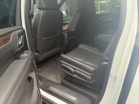 Pre-Owned Summit White 2021 Chevrolet Suburban Z71 4WD - photo 14 - Stock #260551A