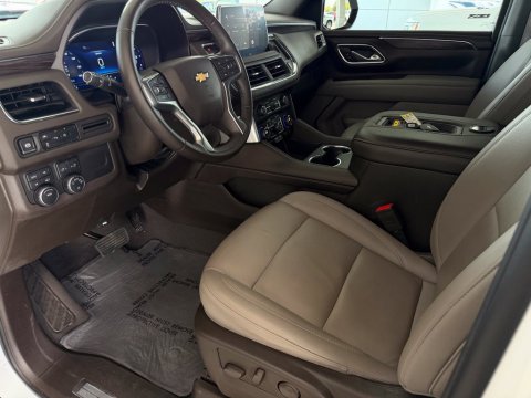 Pre-Owned Summit White 2024 Chevrolet Tahoe LT 4WD - photo 12 - Stock #270041A