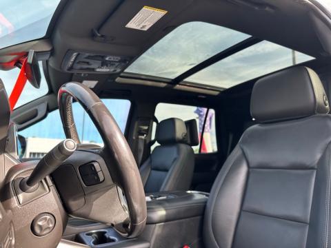 Pre-Owned Iridescent Pearl Tricoat 2021 Chevrolet Tahoe Z71 4WD - photo 16 - Stock #X2451