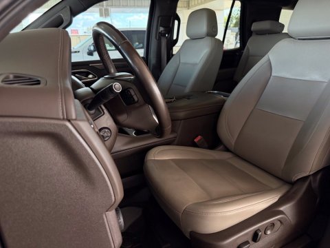Pre-Owned Graywood Metallic 2021 Chevrolet Tahoe Z71 4WD - photo 16 - Stock #261247A