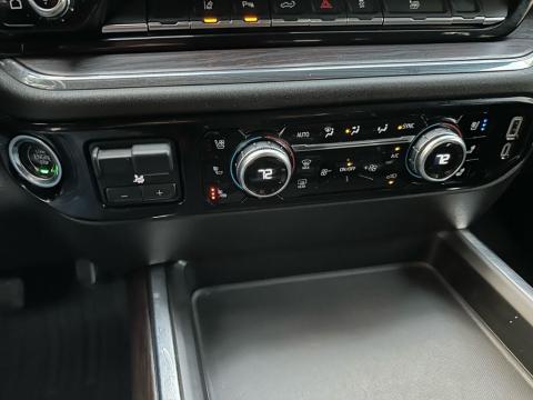 2024 GMC Sierra 2500HD SLT