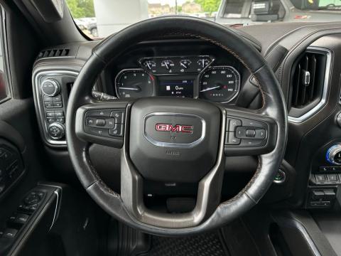 Pre-Owned Cayenne Red Tintcoat 2022 GMC Sierra 2500HD AT4 4WD - photo 17 - Stock #260821A