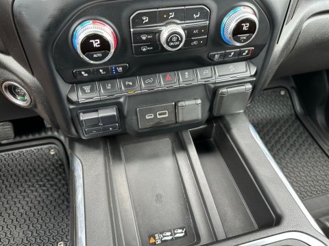 Pre-Owned Cayenne Red Tintcoat 2022 GMC Sierra 2500HD AT4 4WD - photo 25 - Stock #X2494