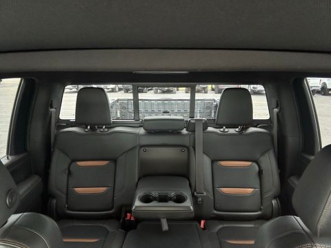 Pre-Owned Cayenne Red Tintcoat 2022 GMC Sierra 2500HD AT4 4WD - photo 26 - Stock #X2494