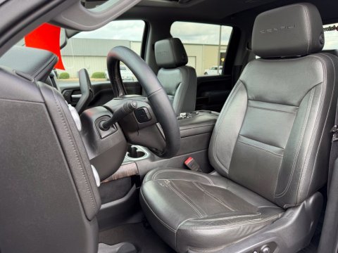 Pre-Owned Onyx Black 2020 GMC Sierra 2500HD Denali 4WD - photo 14 - Stock #X2598
