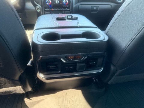 Pre-Owned Onyx Black 2023 GMC Sierra 3500HD Denali 4WD - photo 23 - Stock #X2535