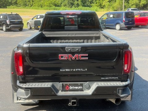 Pre-Owned Onyx Black 2023 GMC Sierra 3500HD Denali 4WD - photo 6 - Stock #X2535