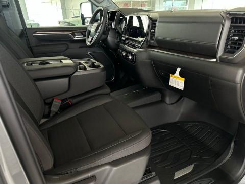 2026 GMC Sierra 2500HD SLE