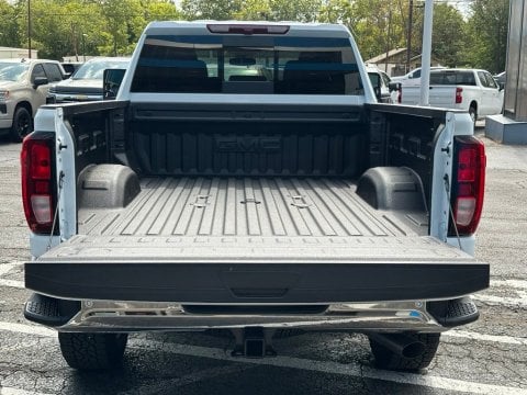 New Summit White 2026 GMC Sierra 2500HD SLE 4WD - photo 6 - Stock #261120