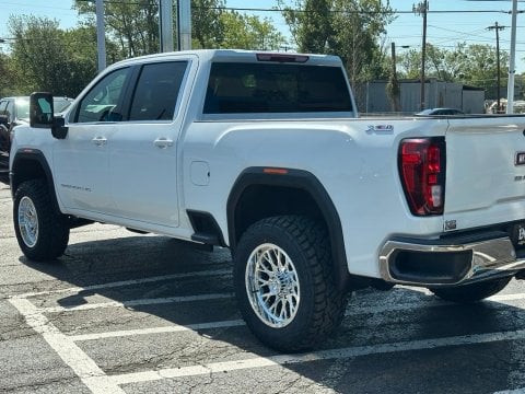New Summit White 2026 GMC Sierra 2500HD SLE 4WD - photo 8 - Stock #261120
