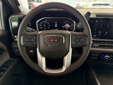 New Summit White 2026 GMC Sierra 2500HD SLT 4WD - photo 18 - Stock #261135