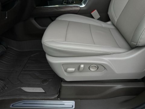 New Summit White 2026 GMC Sierra 2500HD SLT 4WD - photo 11 - Stock #260995