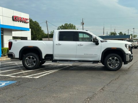 New Summit White 2026 GMC Sierra 2500HD SLT 4WD - photo 4 - Stock #260995