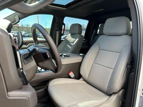 2026 GMC Sierra 2500HD SLT