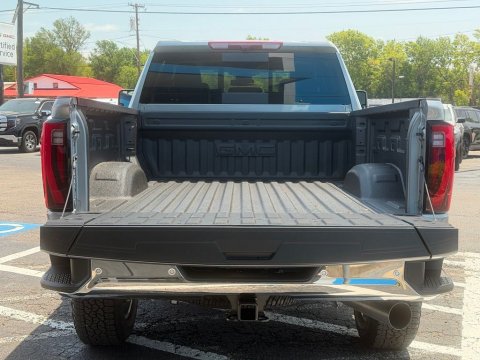 New Sterling Metallic 2026 GMC Sierra 2500HD SLT 4WD - photo 5 - Stock #261139