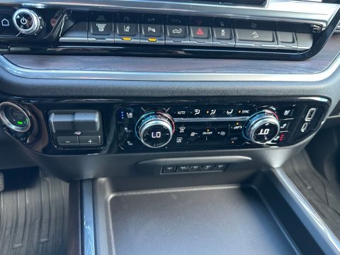 New Onyx Black 2026 GMC Sierra 2500HD SLT 4WD - photo 24 - Stock #261133