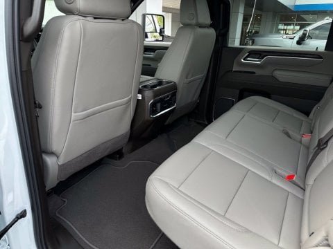 New Summit White 2026 GMC Sierra 2500HD SLT 4WD - photo 15 - Stock #260921