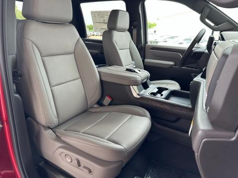 New Volcanic Red Tintcoat 2026 GMC Sierra 2500HD SLT 4WD - photo 16 - Stock #260922