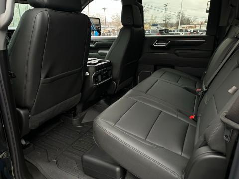 2026 GMC Sierra 2500HD SLT