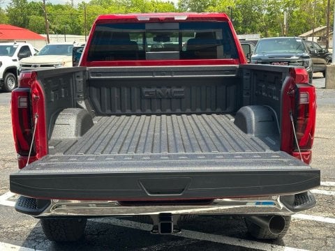 New Volcanic Red Tintcoat 2026 GMC Sierra 2500HD SLT 4WD - photo 6 - Stock #261102