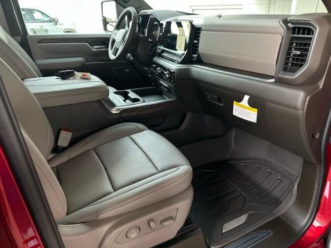 2026 GMC Sierra 2500HD SLT